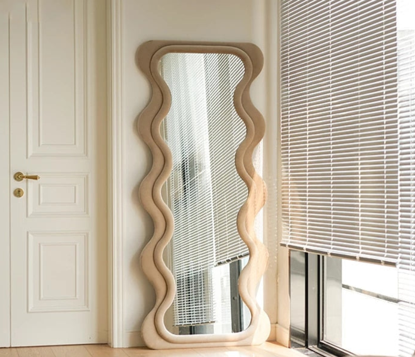 Hannah Espejo Mirror
