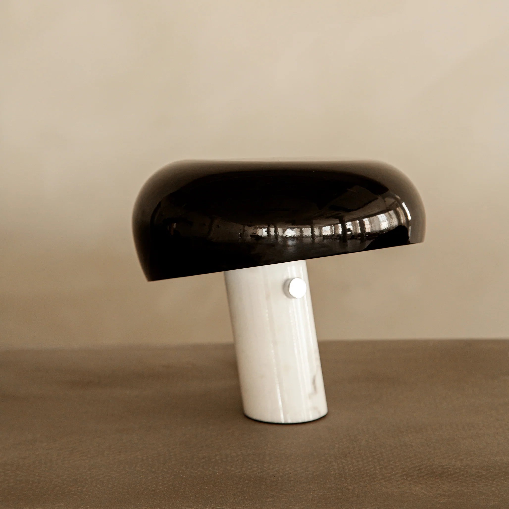 Stolna lampa Marble Moda