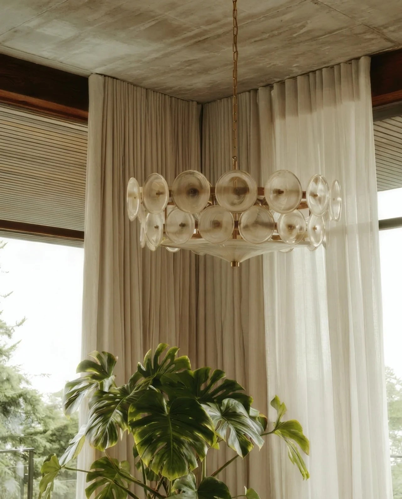 Orvani Chandelier