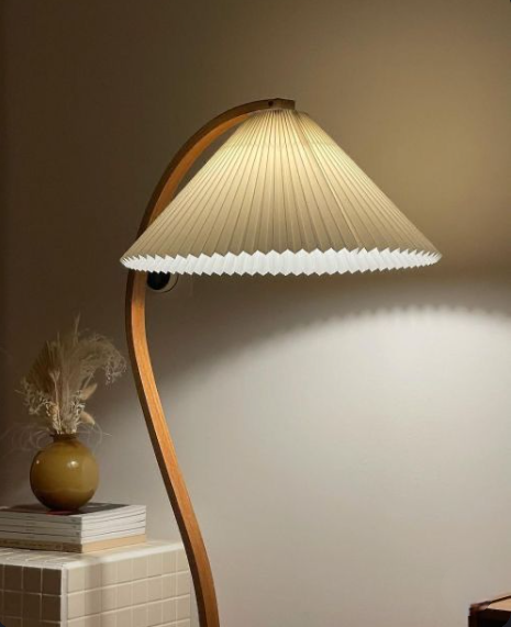 Lampa de podea Caprani