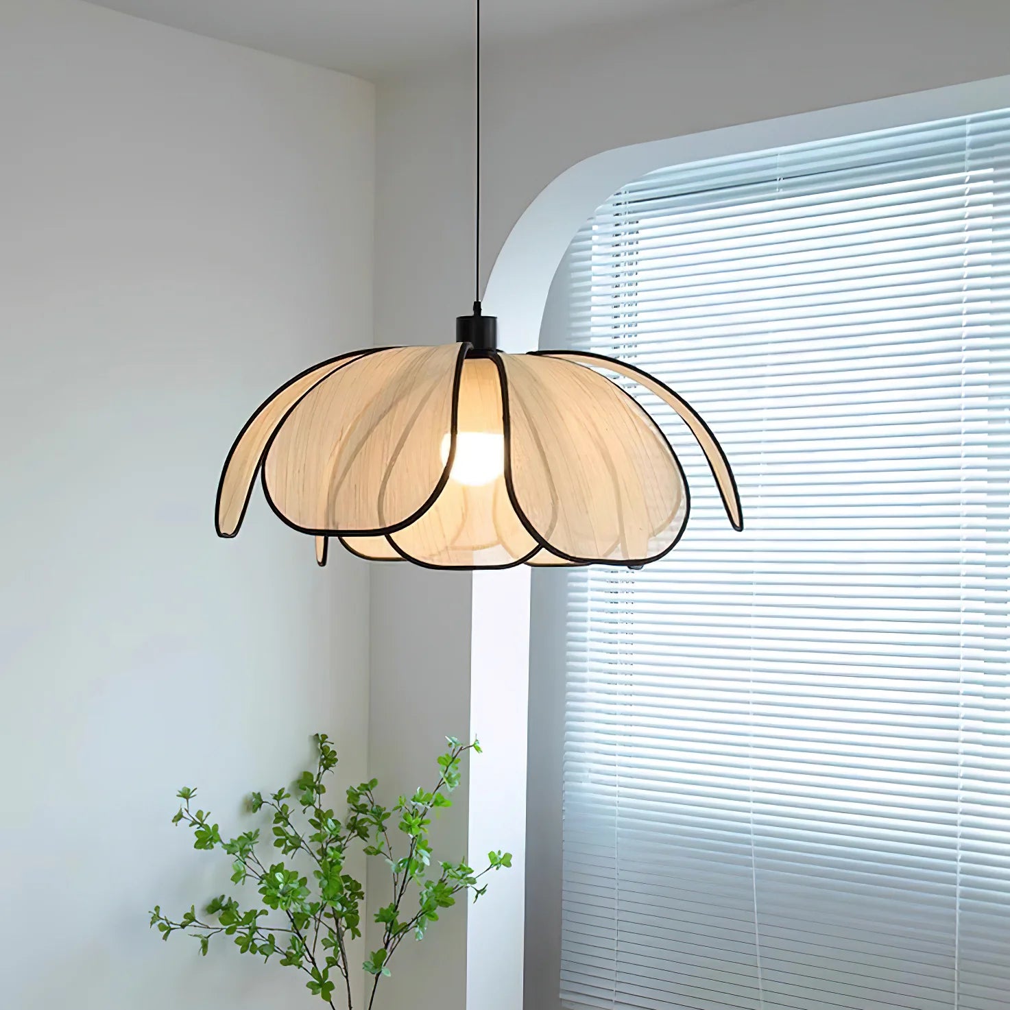 Lampa cu pandantiv Okai