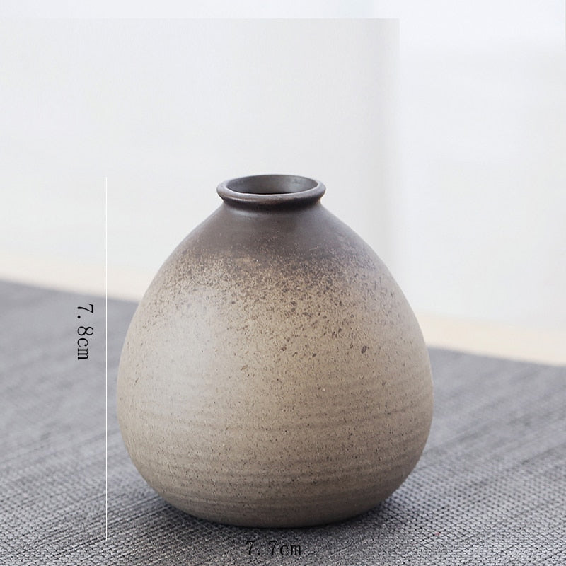 Kolekcja Oriental Opulence: ręcznie robione wazony ceramiczne z Jingdezhen w Chinach