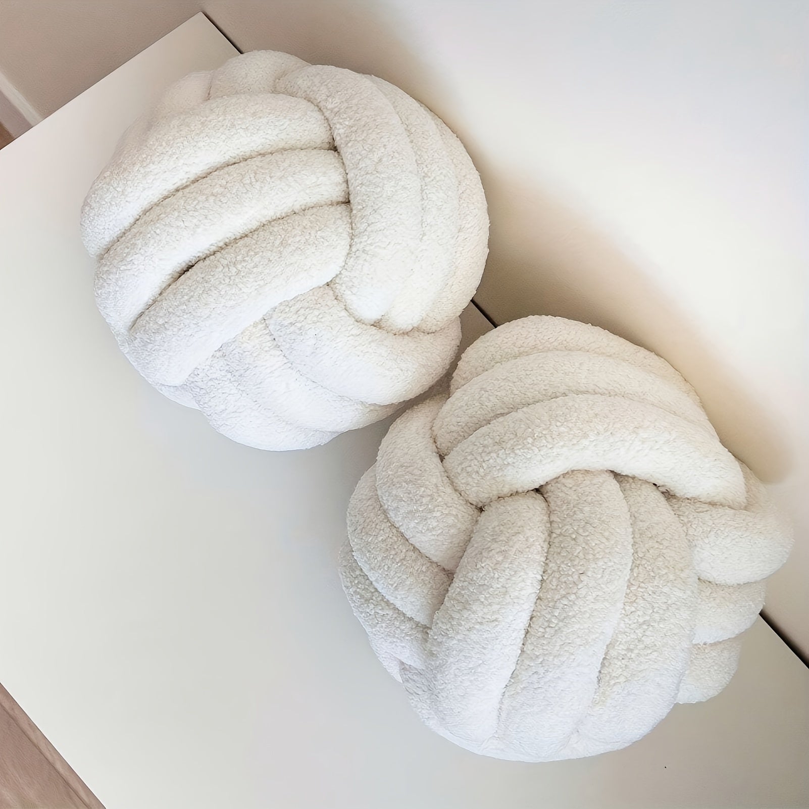 وسادة عقدة ناعمة