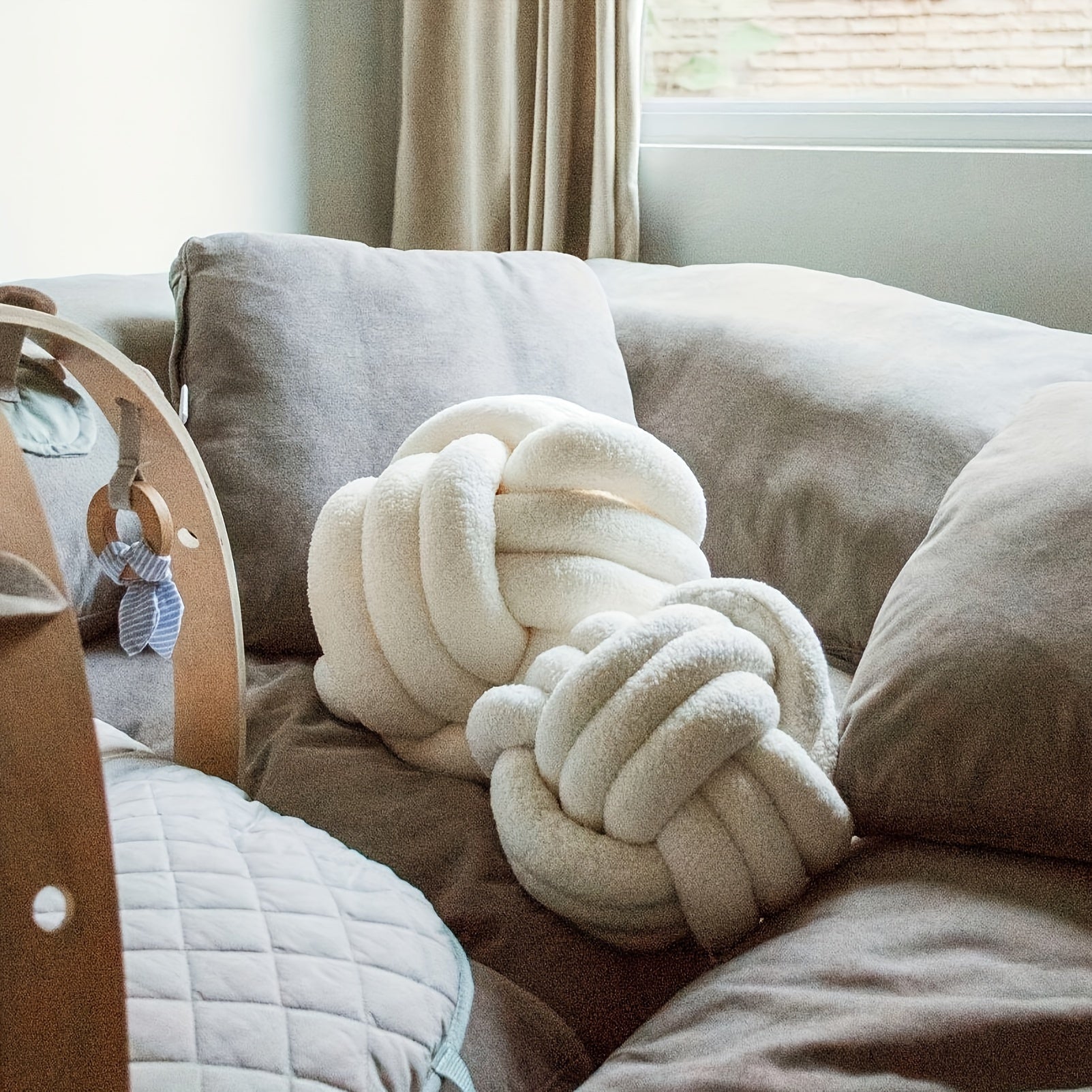 وسادة عقدة ناعمة