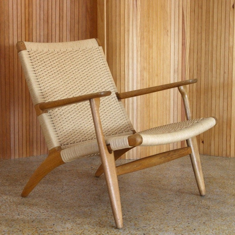 CH25 Lounge Chair