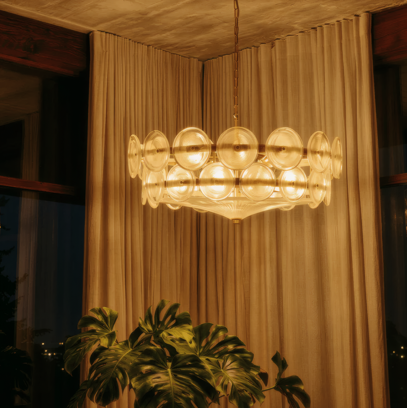Orvani Chandelier