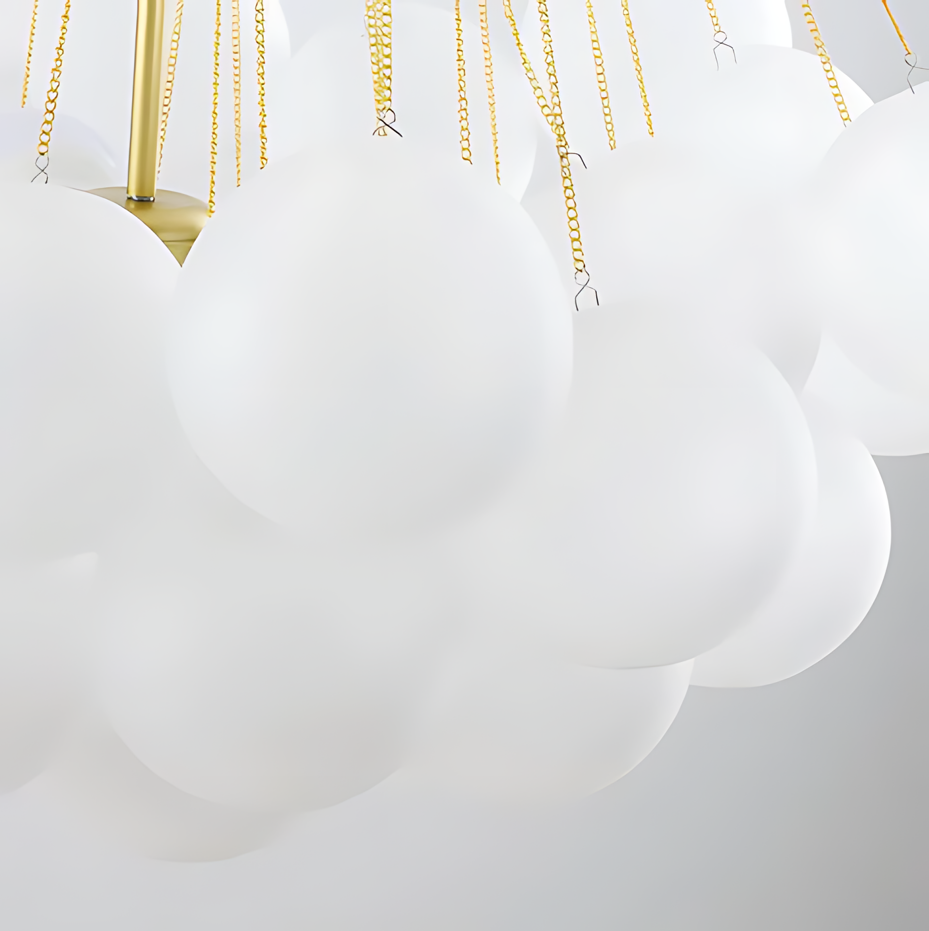 Perla Louise Chandelier