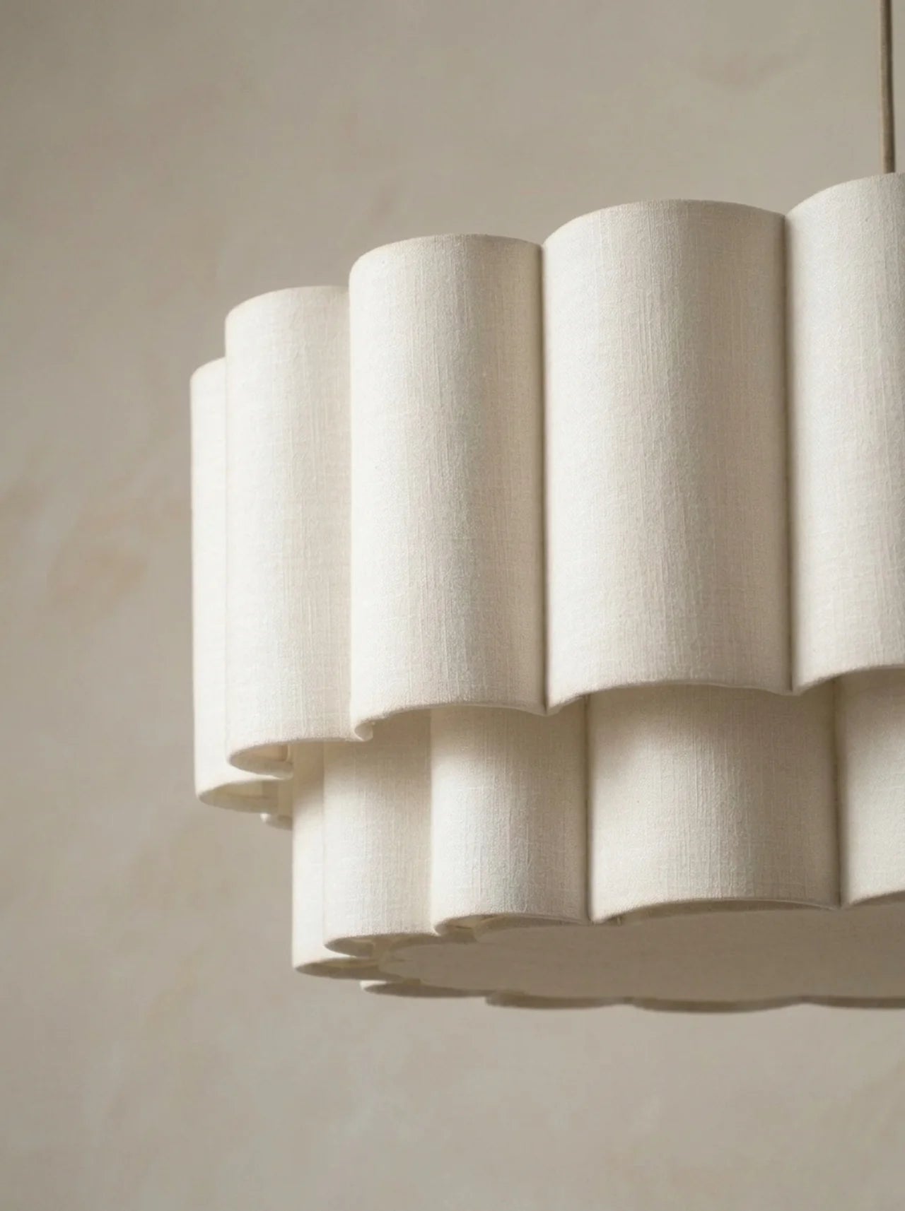 Dune Oval Pendant Lamp