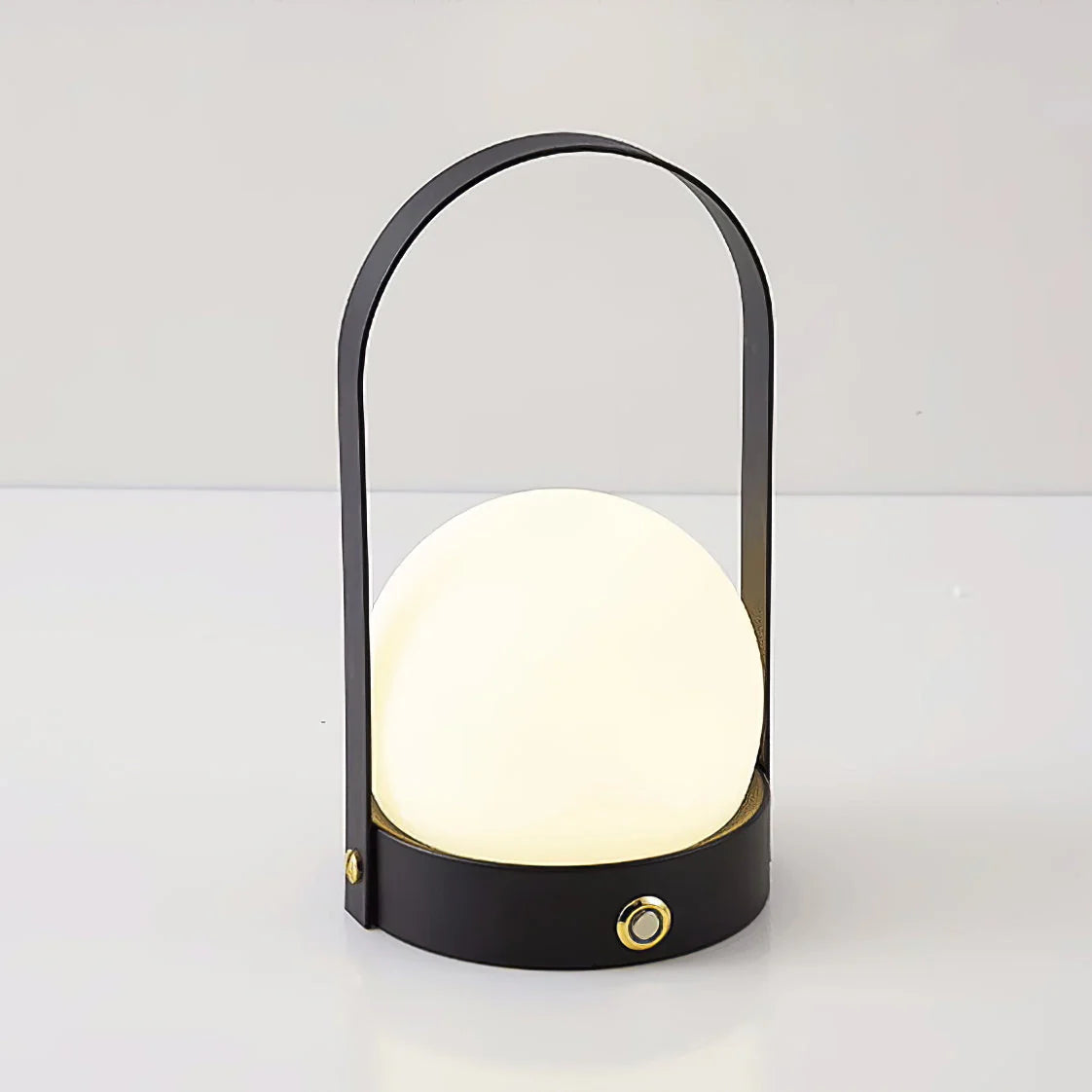 Nomad Table Lamp