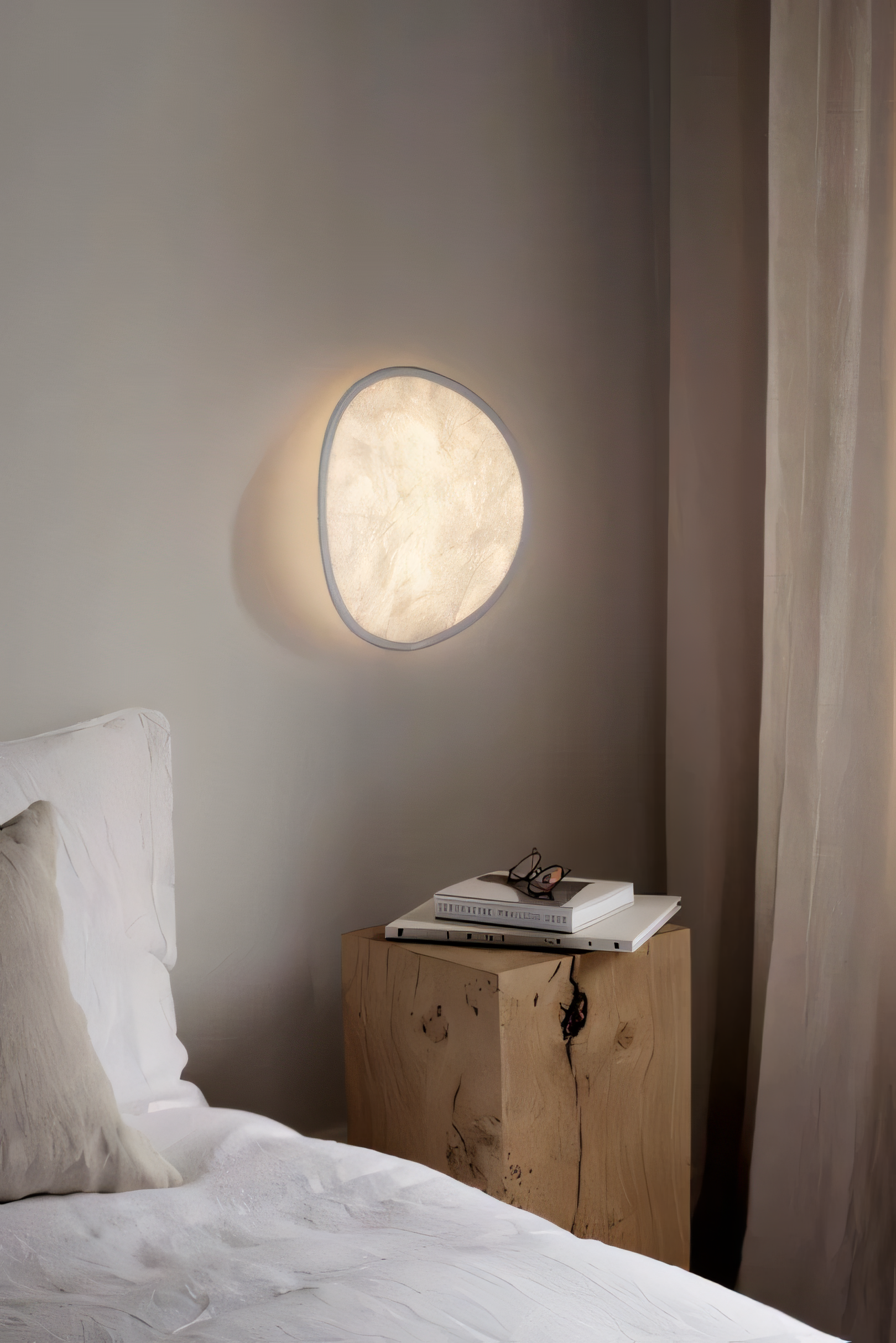 Vertigo Wall Lamp