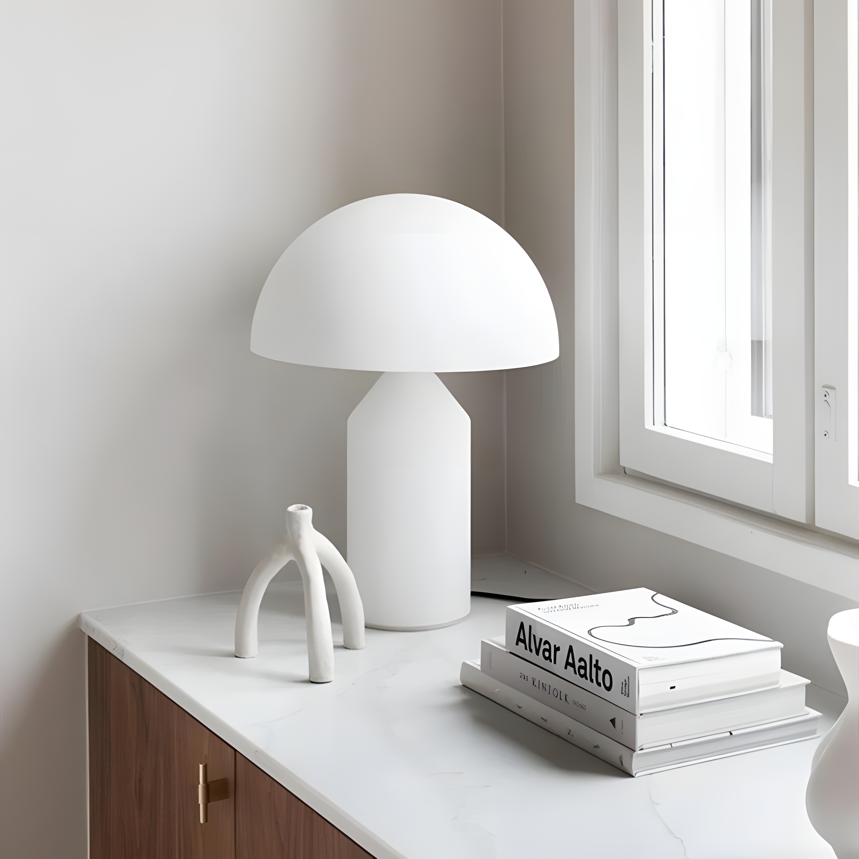 Vita Luce Lamp