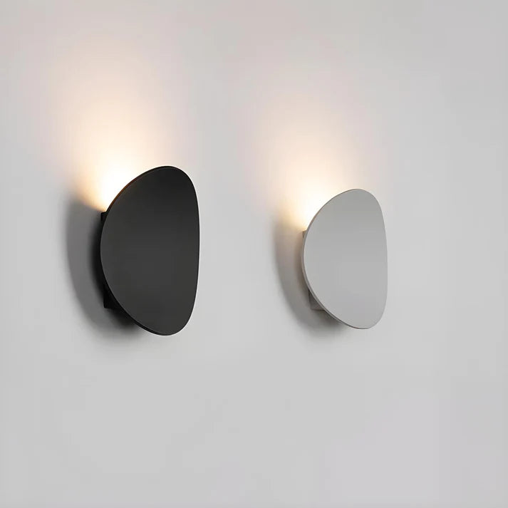 Arc Wall Lamp