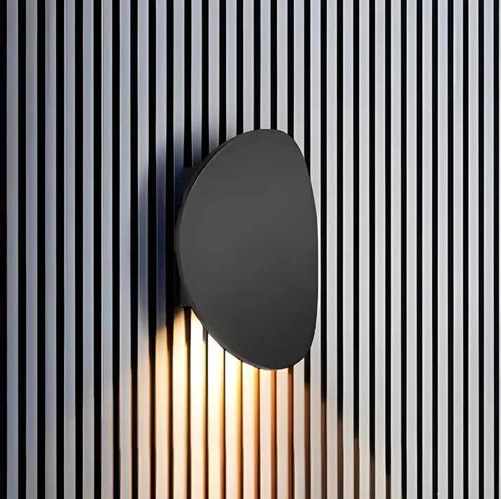 Arc Wall Lamp